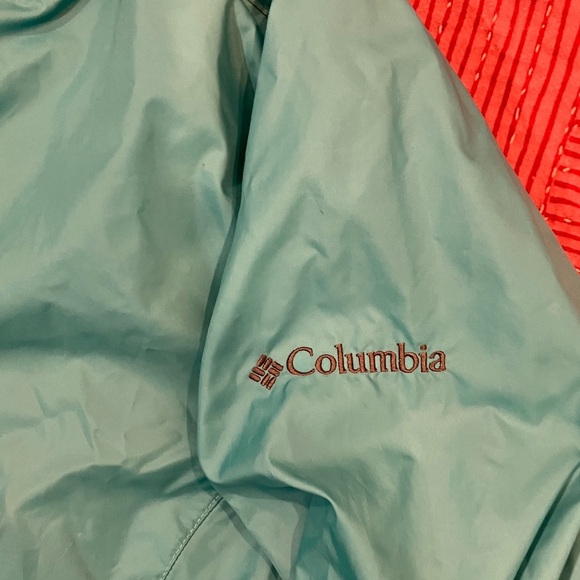 Columbia women’s medium  Turquoise windbreaker / light Raincoat - has STAINS - Picture 3 of 16